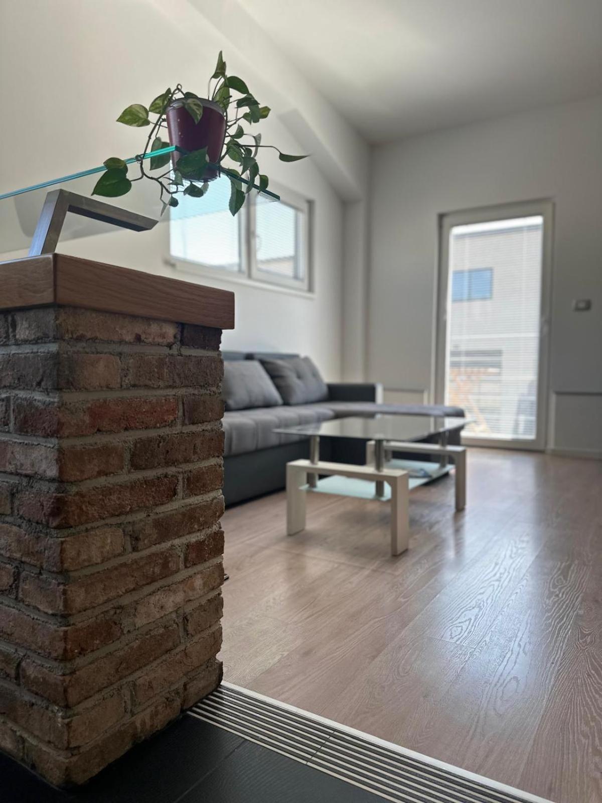 Apartment Stucin Випава Экстерьер фото